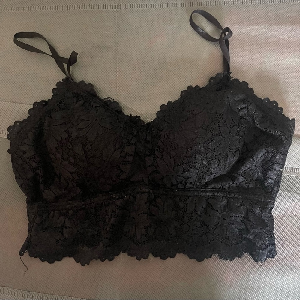 Romwe - black bra top